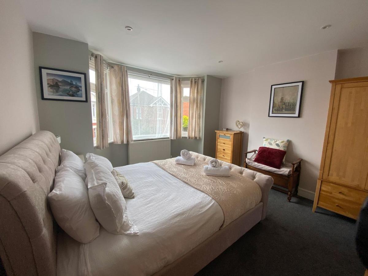 Villa Charming 3 Bed House And Garden, Pet Friendly à Bornemouth Extérieur photo