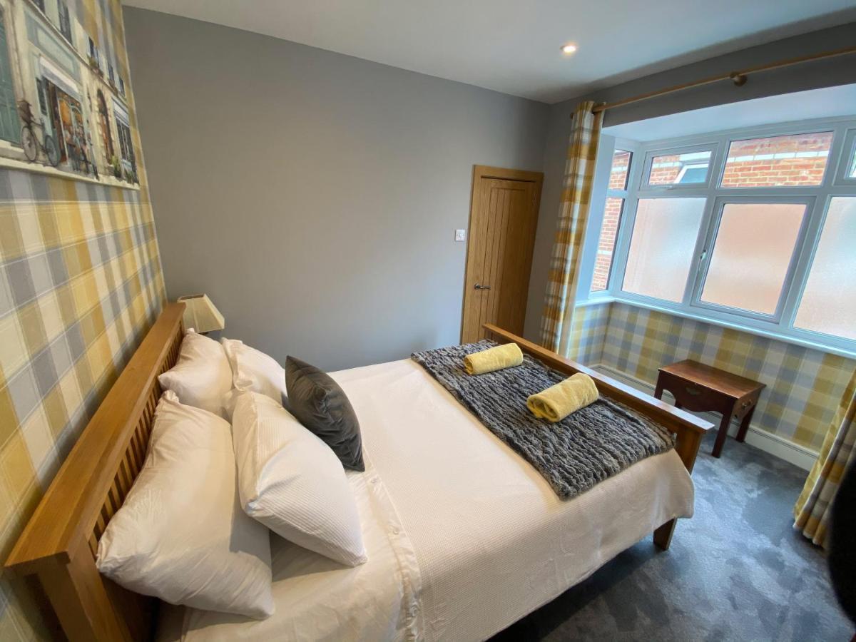 Villa Charming 3 Bed House And Garden, Pet Friendly à Bornemouth Extérieur photo