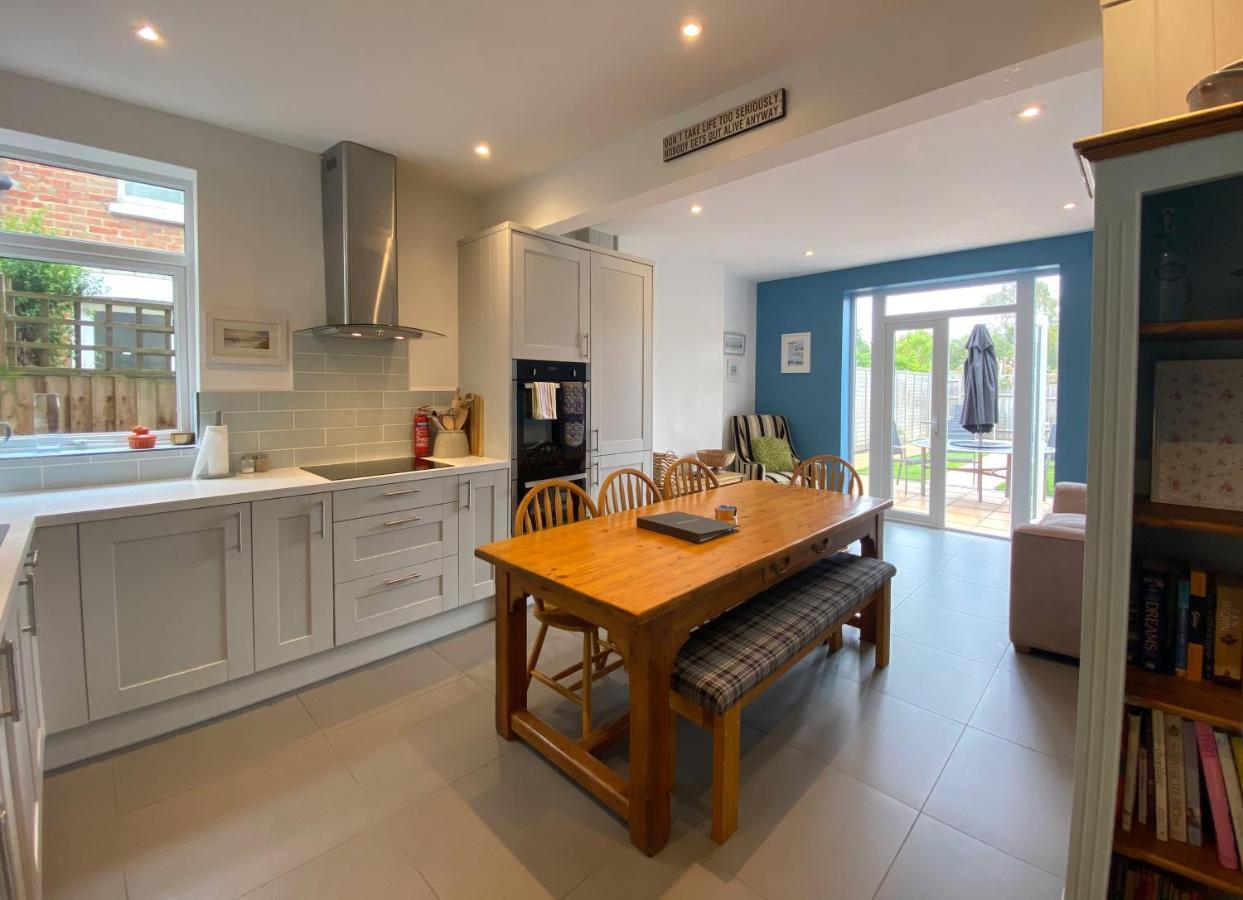 Villa Charming 3 Bed House And Garden, Pet Friendly à Bornemouth Extérieur photo